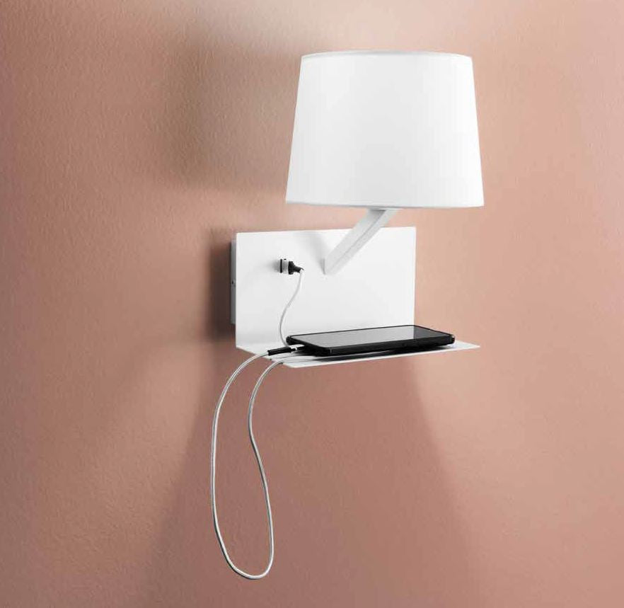 Applique CIAK Led(E27) 31 cm in Metallo con Mensola ed entrata Usb 2A