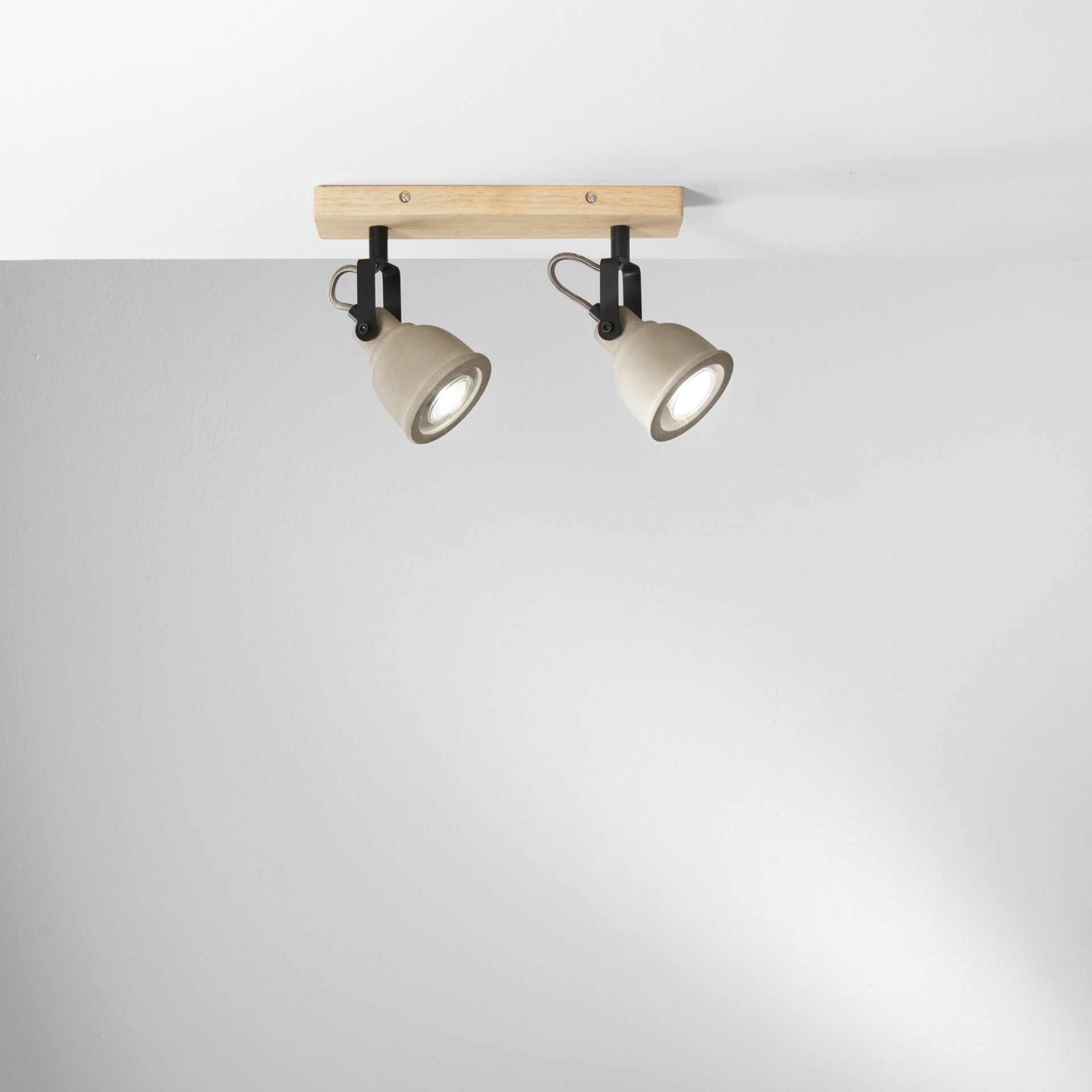 Applique KISA 2 Luci Led (GU10) 30 cm in Cemento
