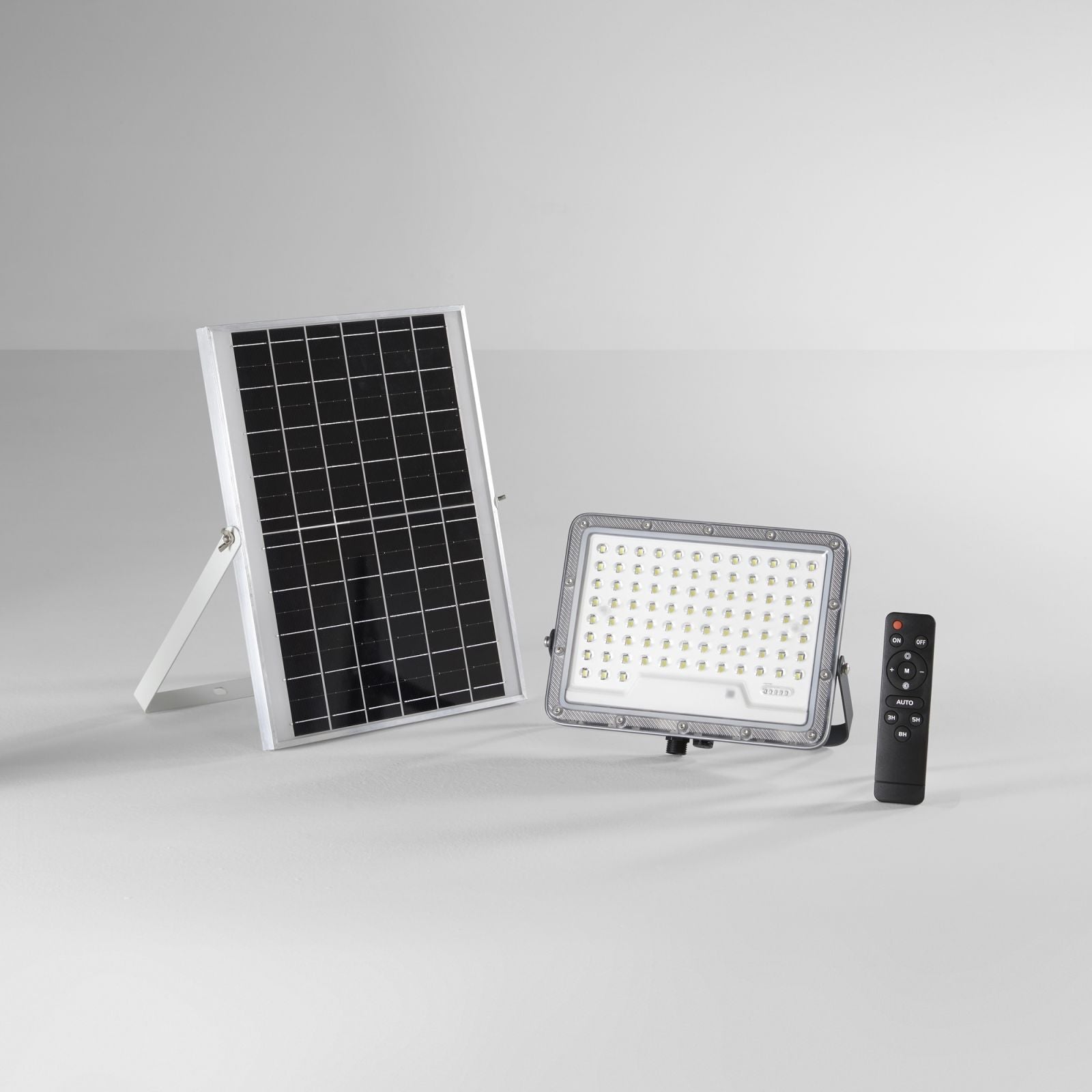 Faro Led Da Esterno Con Pannello Solare 200W 1800 Lumen IP65 Glaser Intec Light
